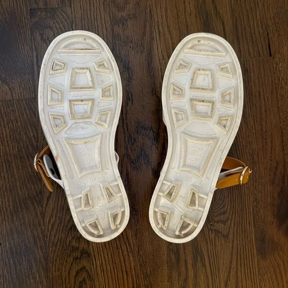 Tuckernuck Ivory Riley Jelly Sandals size 8/9 - Picture 4 of 4